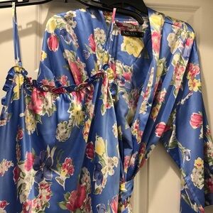 LAUREN RALPH LAUREN NIGHTGOWN & ROBE KNEE LENGTH BLUE FLORAL NWT sz L